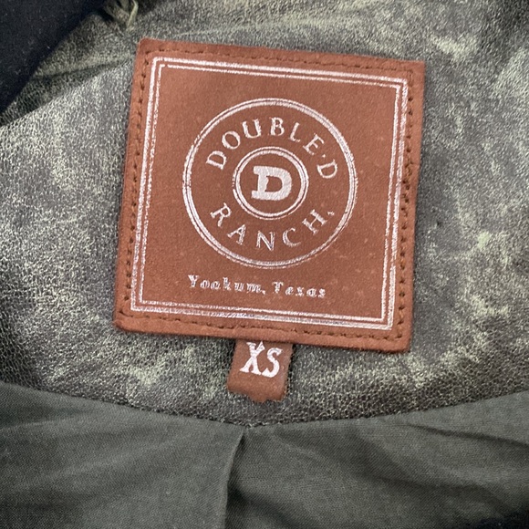 Beautiful Double D Ranch leather jacket - Picture 5 of 6